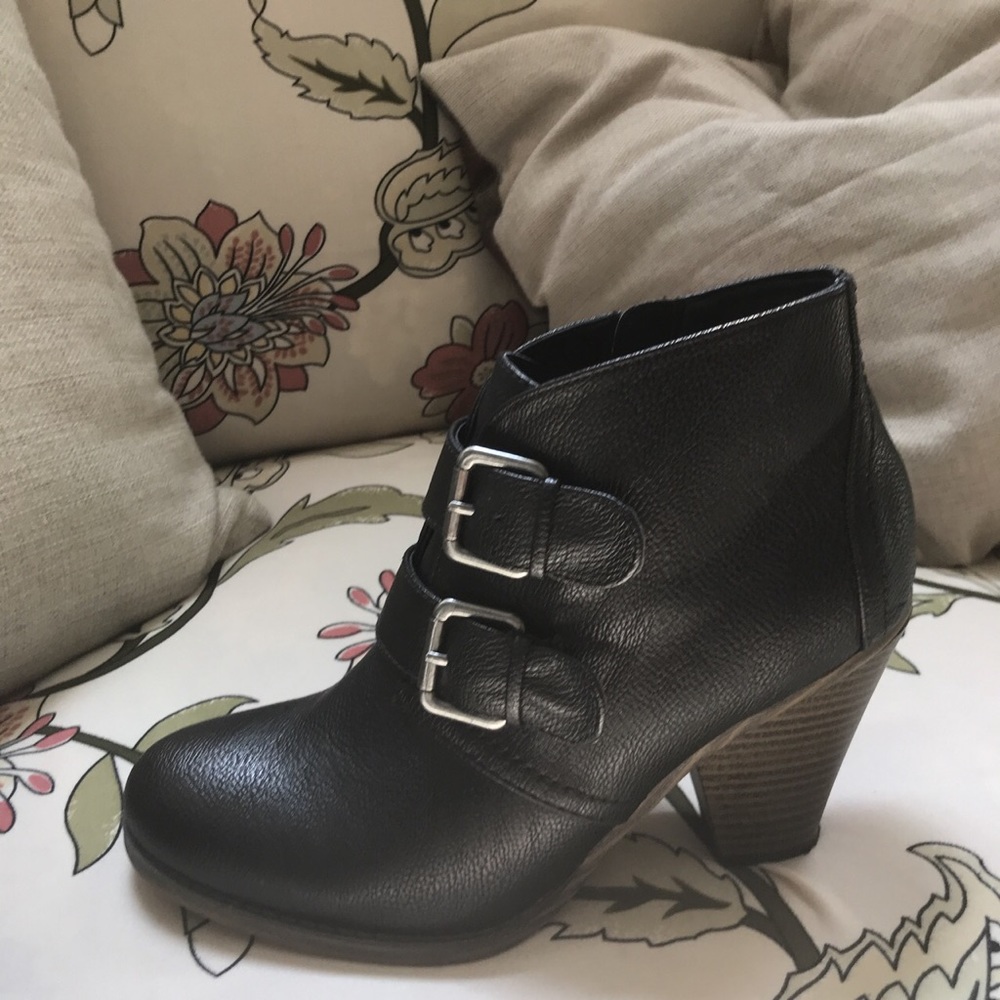 black ankle boots
